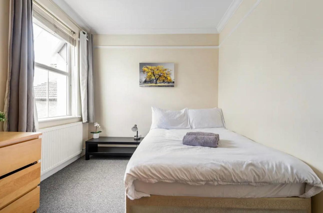 Lovely 3-Bed 20 Minutes To Central Londen Buitenkant foto