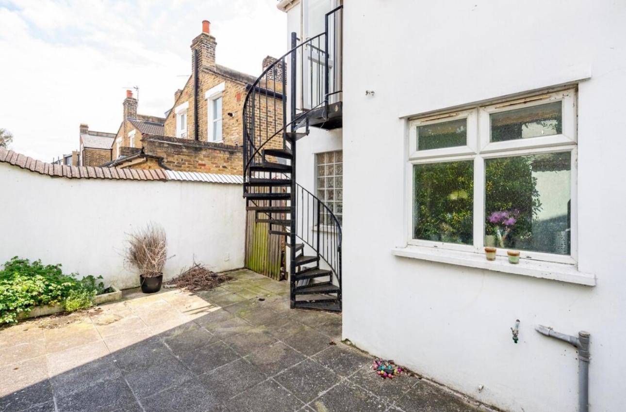 Lovely 3-Bed 20 Minutes To Central Londen Buitenkant foto
